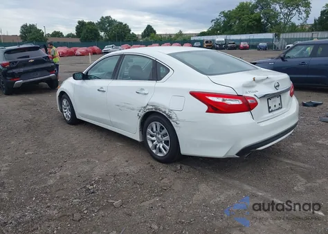 2016 Nissan Altima 2.5/2.5 S/2.5 Sl/2.5 Sr/2.5 Sv z USA, uszkodzony, nr VIN 1N4AL3AP1GC188311